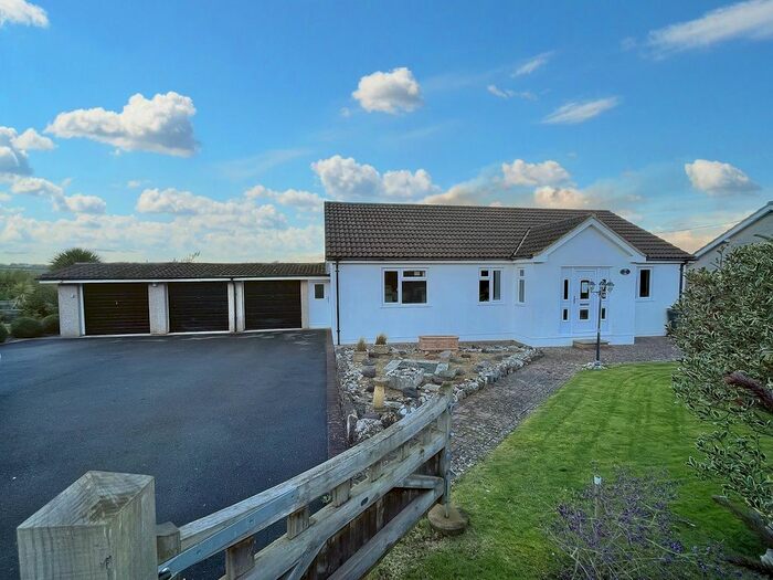 4 Bedroom Detached Bungalow For Sale In Parsons Way, Winscombe, North Somerset., BS25