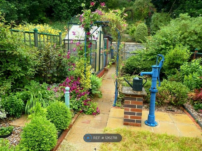 1 Bedroom Property To Rent In London Road, Dover CT17