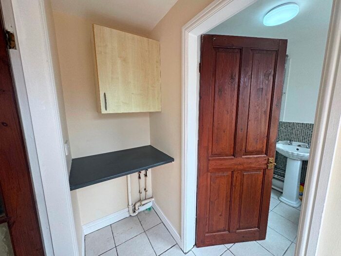 2 Bedroom Terraced House For Sale In Belvoir Street, Hull, HU5