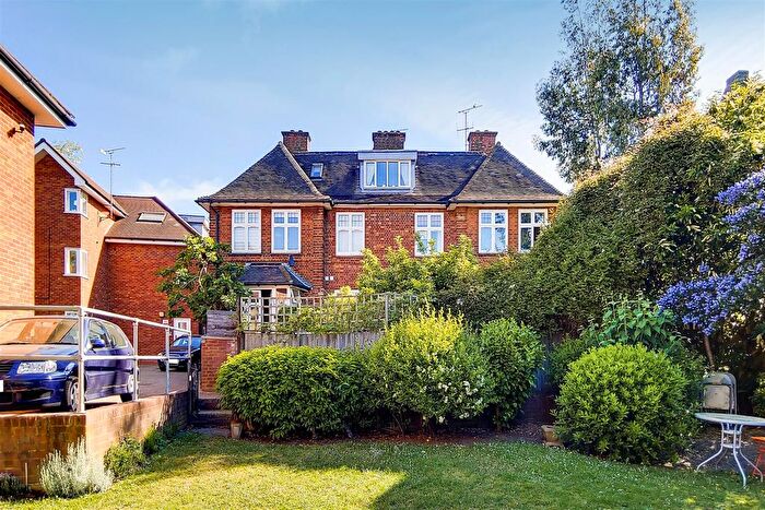 2 Bedroom Flat To Rent In Medici Court, Hillfield Avenue, Crouch End, N8