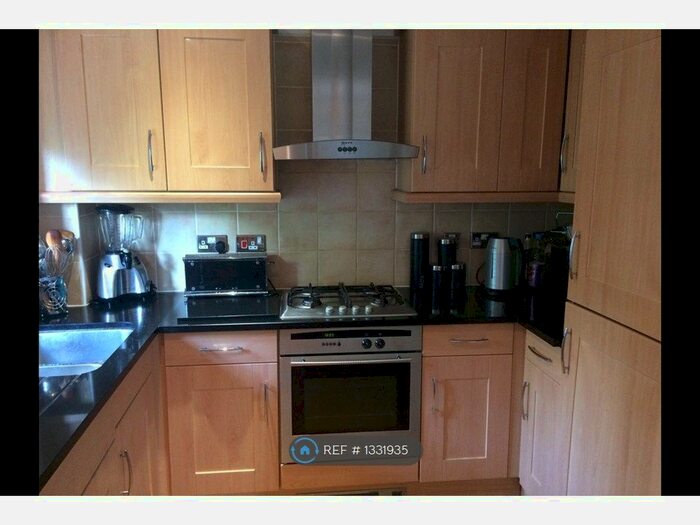 2 Bedroom Flat To Rent In Ballantyne Place, Warrington, WA2
