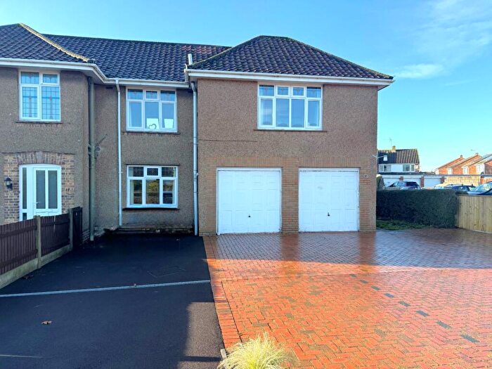 4 Bedroom Semi-Detached House For Sale In Clevedon Road, Nailsea, Bristol, Somerset, BS48