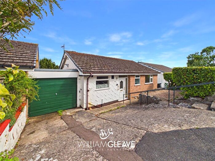 3 Bedroom Bungalow For Sale In Ormeside, Penrhynside, Llandudno, Conwy, LL30