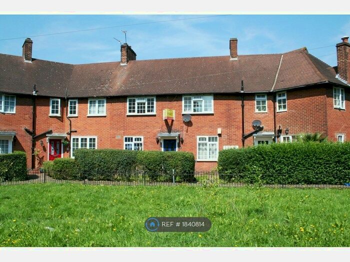 5 Bedroom Terraced House To Rent In Hilary Road, London, W12