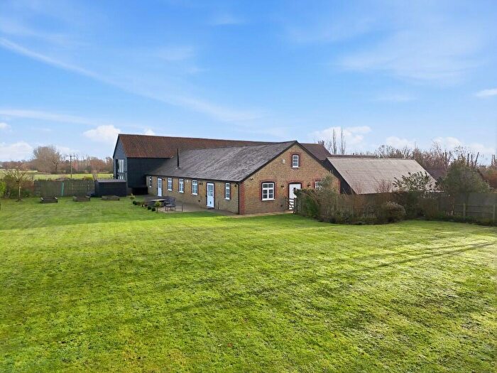4 Bedroom Barn Conversion For Sale In Lodge Road, Bicknacre, CM3