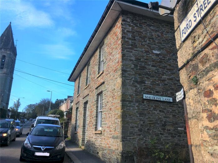 2 Bedroom Apartment To Rent In Tavistock, Devon, PL19