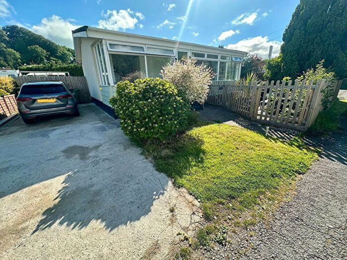2 Bedroom Park Home For Sale In Ganders Park, Edginswell Lane, Torquay, Devon, TQ2