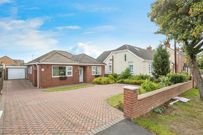 2 Bedroom Detached Bungalow For Sale In Top Road, Winterton, Scunthorpe, DN15