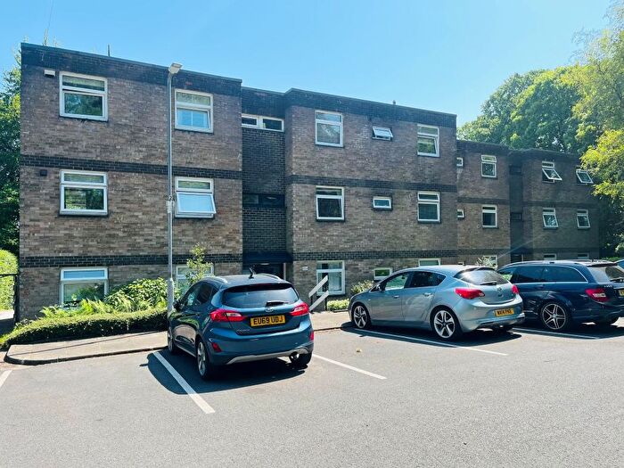 1 Bedroom Flat For Sale In Lisvane Road, Llanishen, Cardiff, CF14