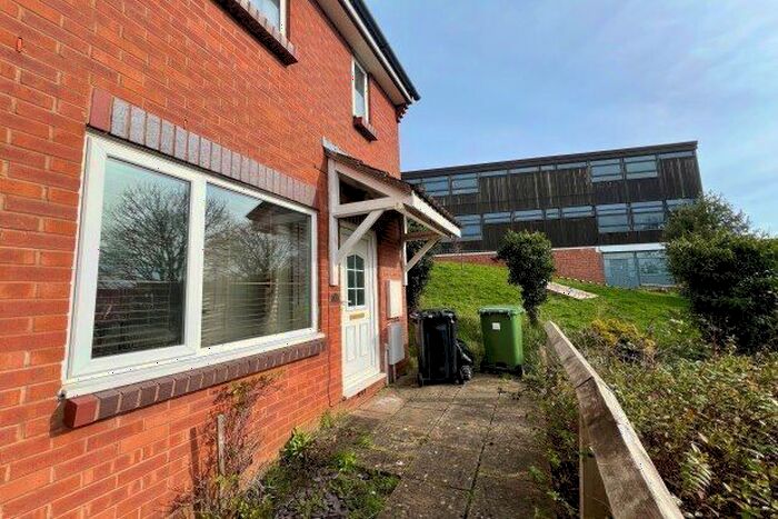 2 Bedroom End Of Terrace House To Rent In Gregorys Court, Worcester, WR3