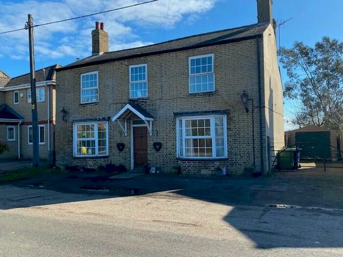 5 Bedroom Detached House For Sale In Station Road, Manea, March, Cambridgeshire, PE15