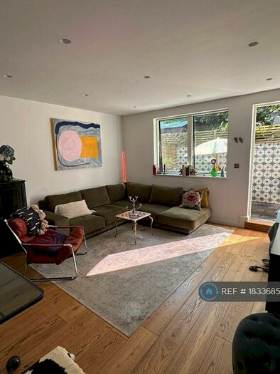 2 Bedroom Flat To Rent In Andre Street, London, E8