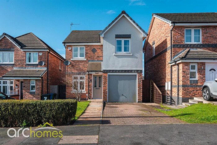 3 Bedroom Detached House For Sale In Giants Hall Road, Wigan, WN6