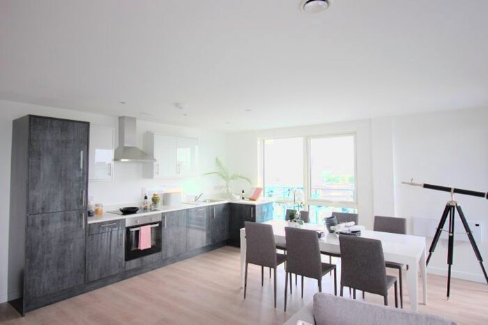 2 Bedroom Flat To Rent In Broadway, Peterborough PE1