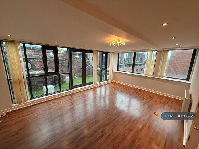 2 Bedroom Penthouse To Rent In Cornhill, Liverpool, L1