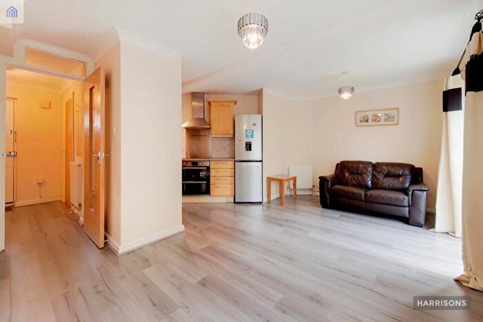 2 Bedroom Terraced House To Rent In Blyth Close, London, E14