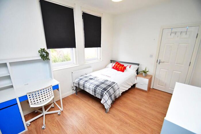 7 Bedroom House To Rent In Wynyard Grove -, DH1