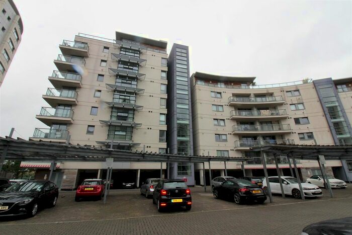 1 Bedroom Flat To Rent In Exon Appartments, Mercury Gardens, Romford, RM1
