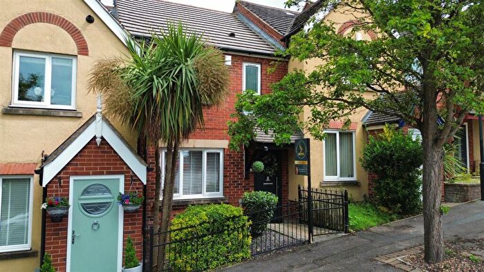 3 Bedroom Terraced House For Sale In Riverside Close, Conisbrough, Doncaster, DN12