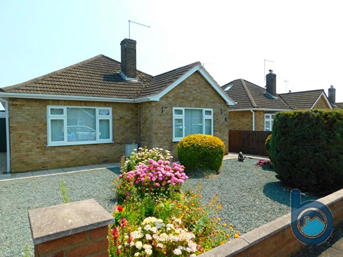 3 Bedroom Detached Bungalow To Rent In Stallebrass Close, Stanground, Peterborough, PE2