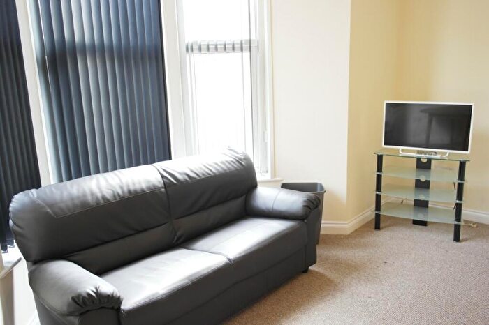 1 Bedroom Apartment To Rent In Sutherland Road, F2