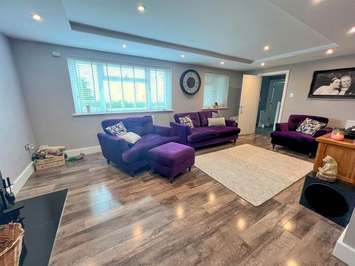 5 Bedroom Detached House For Sale In The Oak Field, Cinderford, GL14