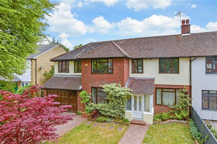 5 Bedroom Semi-Detached House For Sale In Camborne Road, South Sutton, Surrey, SM2