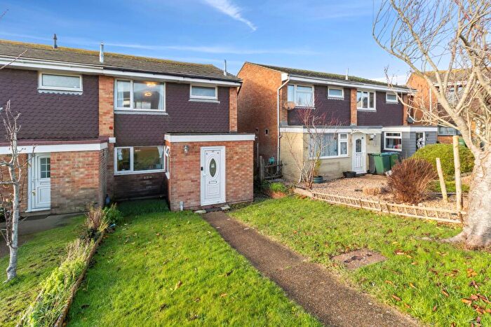 3 Bedroom Semi-Detached House For Sale In Glynde Close, Newhaven, BN9