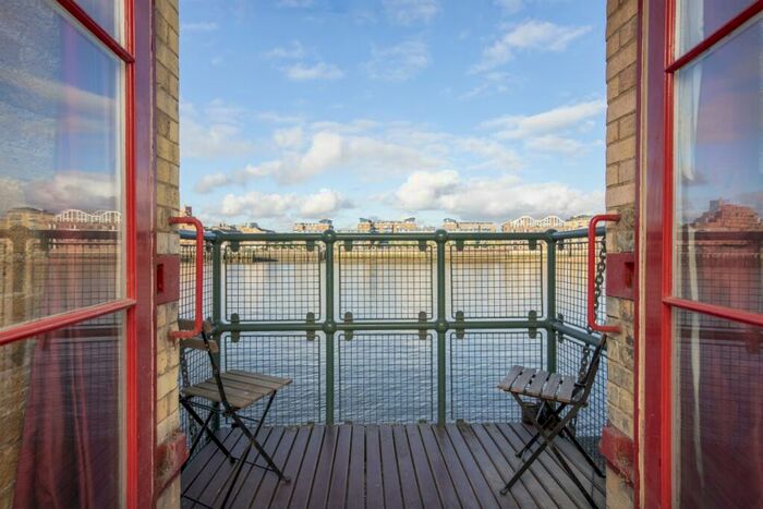 1 Bedroom Flat To Rent In Rotherhithe Street London, SE16