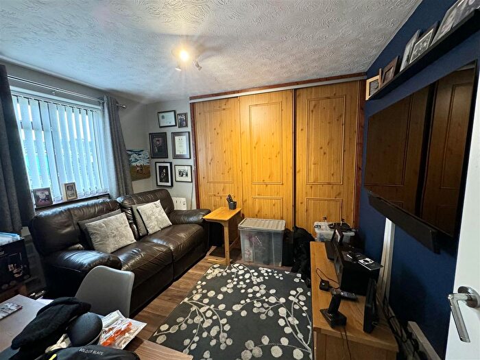 4 Bedroom Detached House For Sale In Ger Y Llan, Penrhyncoch, Aberystwyth, SY23