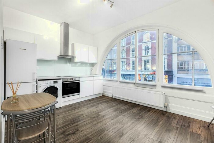 1 Bedroom Apartment To Rent In Fairchild Place, Shoreditch, London, EC2A