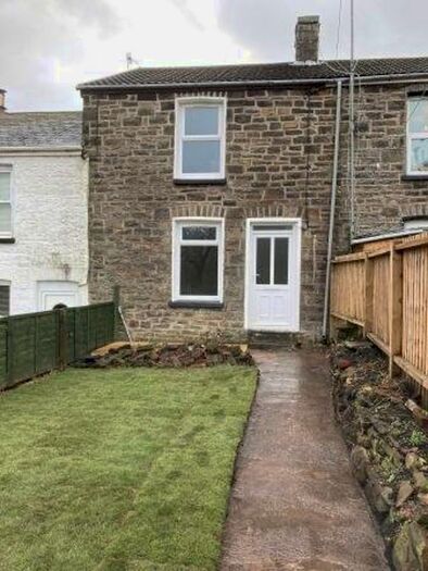 2 Bedroom Property To Rent In Harriet Town, Troedyrhiw, Merthyr Tydfil, CF48