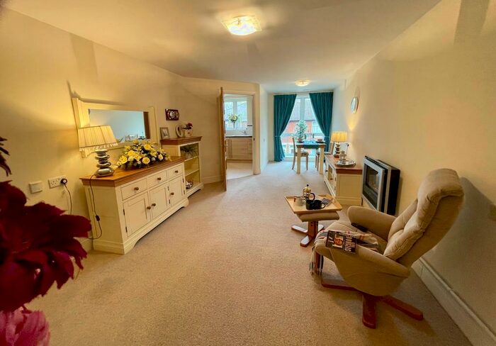 1 Bedroom Apartment For Sale In Booth Court, Handford Road, Ipswich, IP1