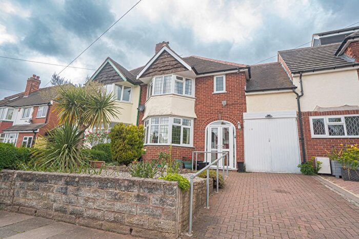 3 Bedroom Semi Detached House For Sale In Lloyd Road, Handsworth Wood, B20