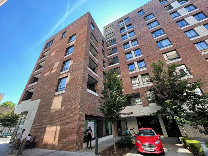 2 Bedroom Flat To Rent In Cassia Building -, P18