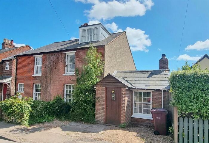 3 Bedroom Property For Sale In East Ashling, Chichester, PO18