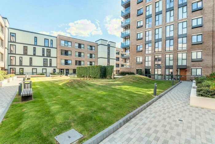 1 Bedroom Apartment To Rent In Aurora Point, Surrey Quays, London, SE8
