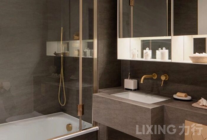 1 Bedroom Flat To Rent In Camley Street, Kings Cross, N1C