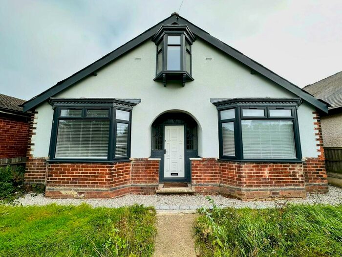 3 Bedroom Detached House To Rent In Nottingham Road, DE55