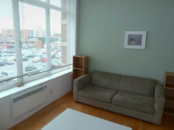 1 Bedroom Flat To Rent In Vicar Lane, Leeds, West Yorkshire, Uk, LS1