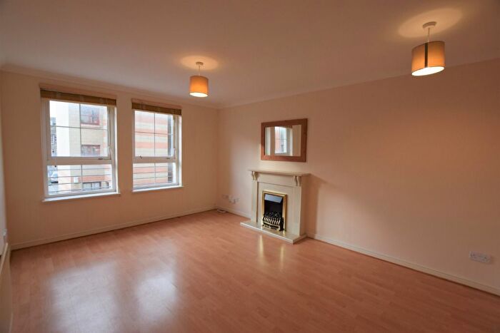 2 Bedroom Flat To Rent In Mitchell Street, Leith, Edinburgh, EH6