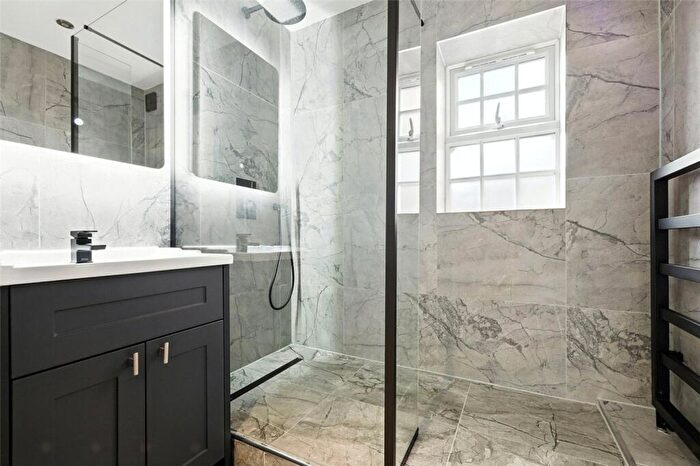 1 Bedroom Apartment For Sale In Sun Street, Garland Court Sun Street, CM12