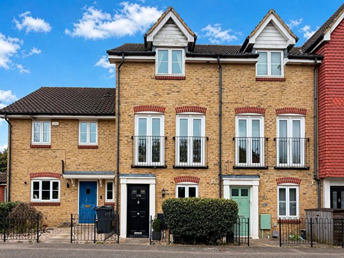 3 Bedroom Terraced House For Sale In Guernsey Way, Kennington, Ashford, TN24