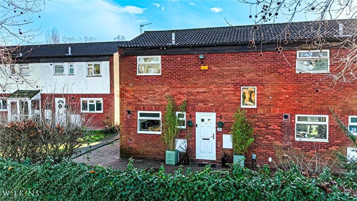 3 Bedroom End Terrace House For Sale In Pennymoor Road, Wilnecote, Tamworth, Staffordshire, B77