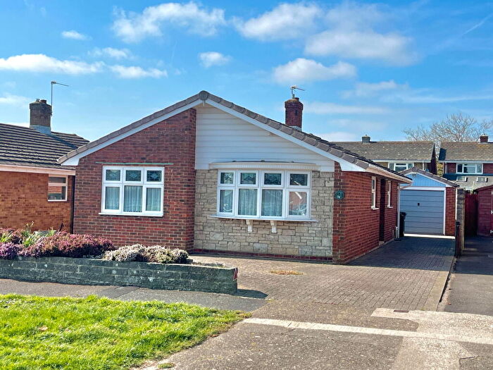3 Bedroom Detached Bungalow For Sale In Stradbrook, Gosport, PO13