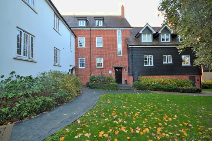 1 Bedroom Apartment To Rent In The Causeway, Chelmsford, Essex, CM2