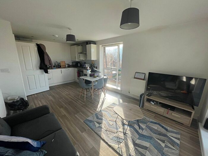 1 Bedroom Flat To Rent In Cadbury House, St. Lukes Road, Birmingham, West Midlands, B5