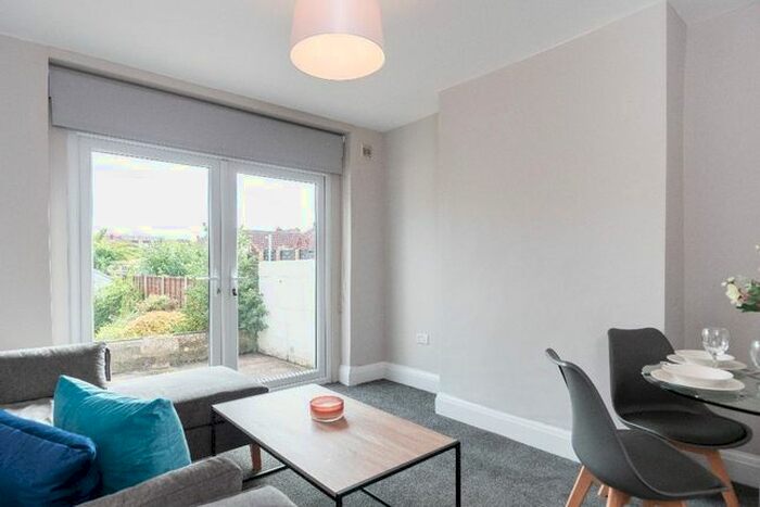 4 Bedroom Terraced House To Rent In Staple Hill Road, Fishponds, Bristol, BS16