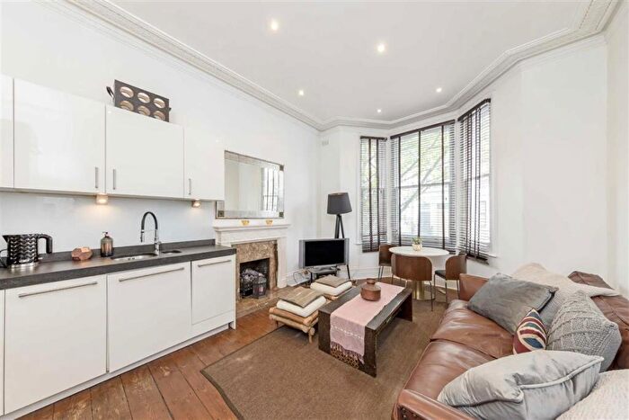 2 Bedroom Flat To Rent In Finborough Road, South Kensington, SW10