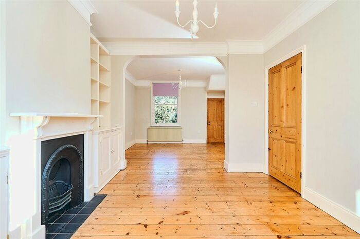 3 Bedroom End Of Terrace House To Rent In Heath Gardens, Twickenham, TW1